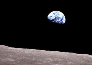 Earth Rise / NASA